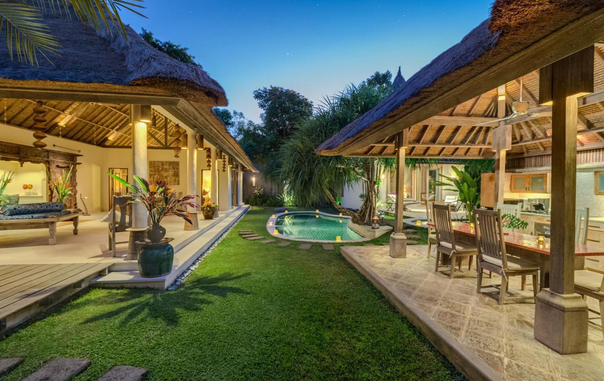 Villa Tirta Naga Bali Семиньяк Экстерьер фото